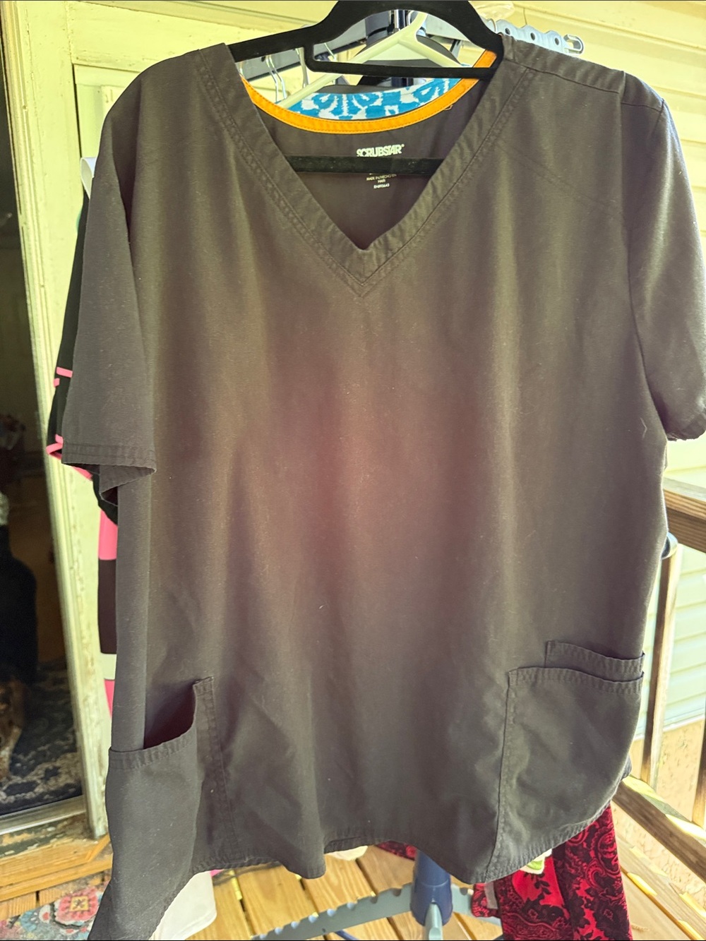 Scrubstar Black V-Neck Medical Scrub Top 3X reflection is sun setting